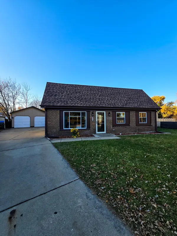 728 Hawthorne CT, Bolingbrook, IL 60440