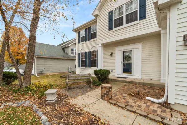 2979 Arbor LN, Aurora, IL 60502