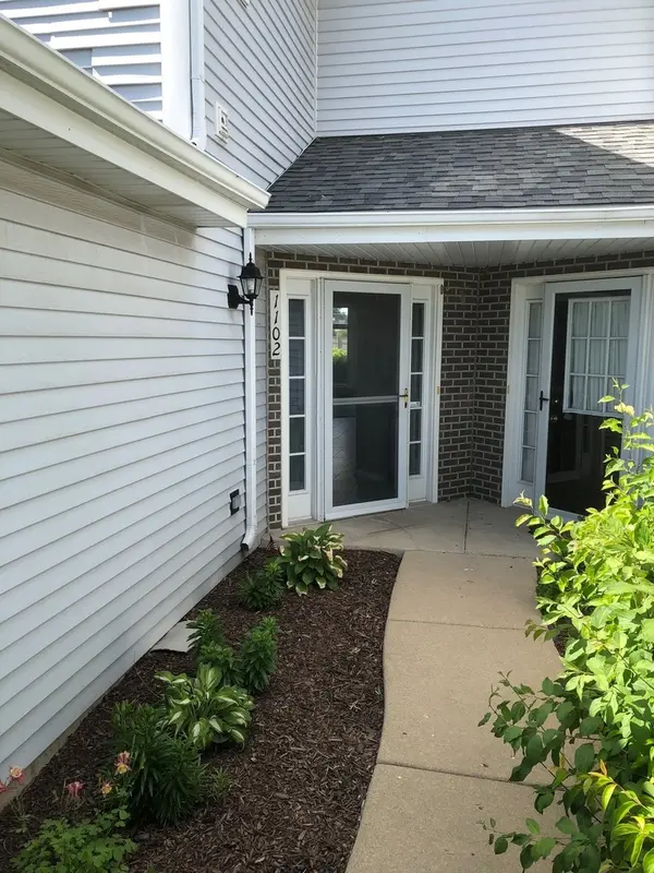 1102 E Wilson AVE, Lombard, IL 60148