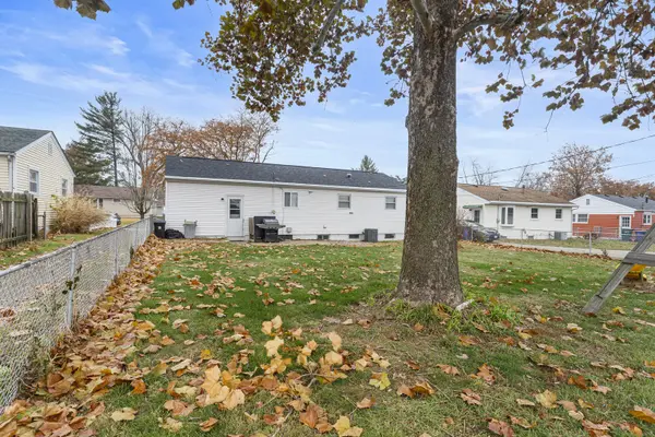 19 La Salle DR, Decatur, IL 62521