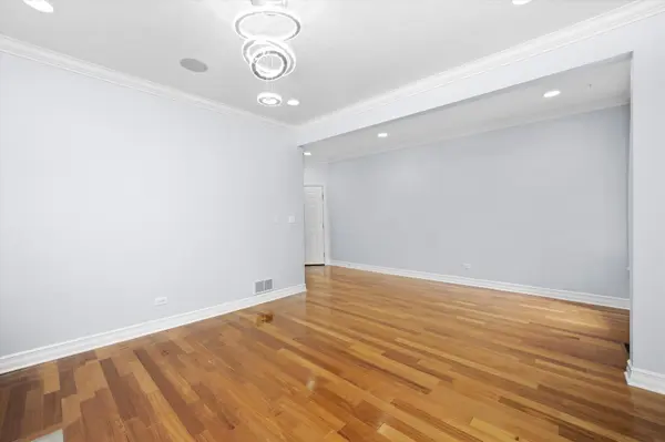 1363 E 64th ST #1, Chicago, IL 60637