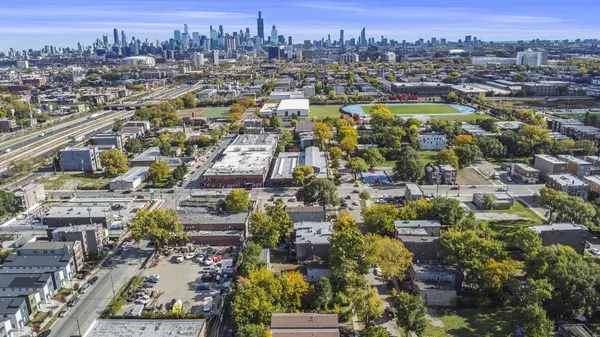 2839 W Flournoy ST, Chicago, IL 60612
