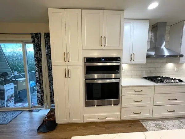 233 Charlotte LN, Bolingbrook, IL 60440