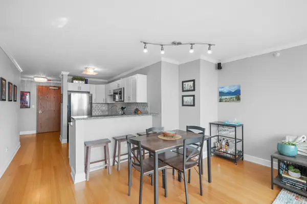 2 E Erie ST #2806, Chicago, IL 60611