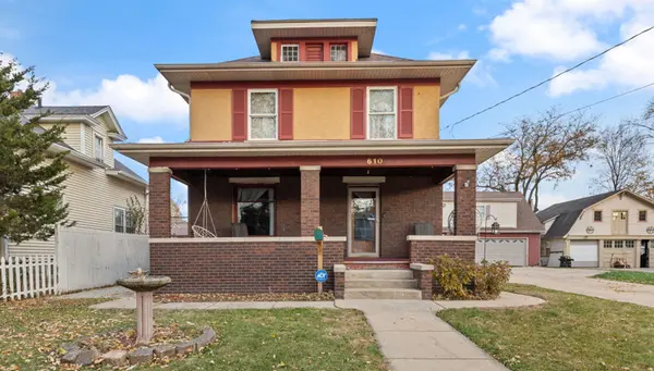 610 Watson ST, Aurora, IL 60505