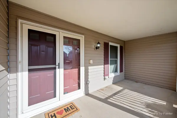 964 Woodbridge DR, Cary, IL 60013