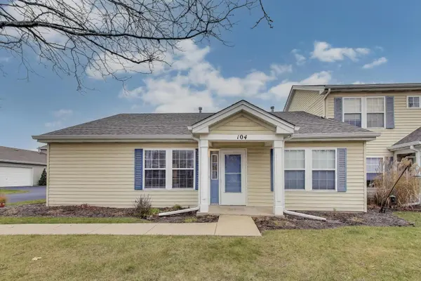 104 Waterbury CIR #0, Oswego, IL 60543