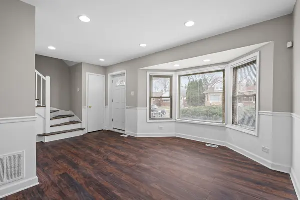 9945 S Sangamon ST, Chicago, IL 60643