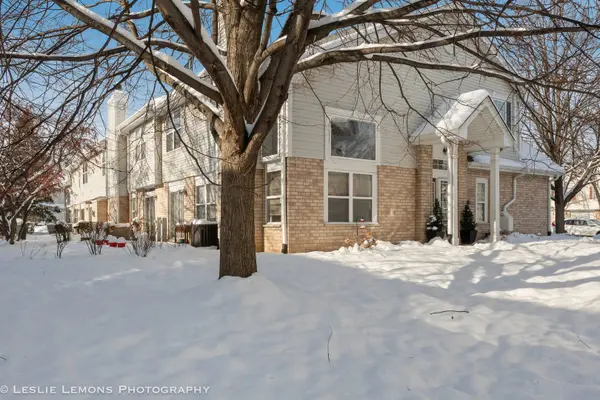 3048 Tangley Oaks TRL, Lisle, IL 60532