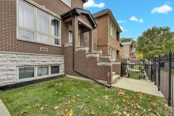 1045 W 34th PL, Chicago, IL 60608