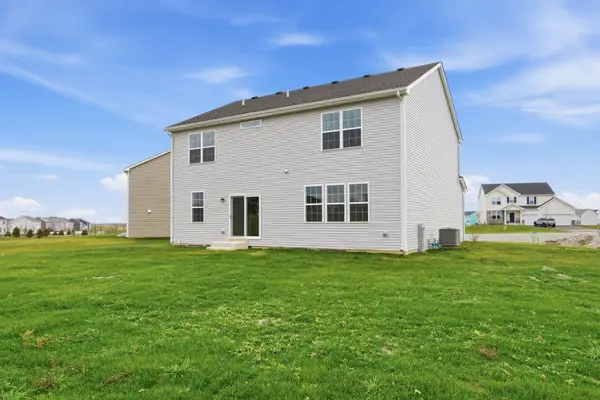 357 Danforth DR, Oswego, IL 60543