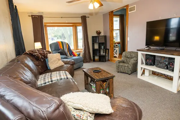 503 W 2nd ST, Byron, IL 61010