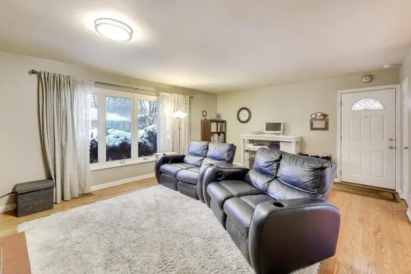 3206 Sunnyside AVE, Brookfield, IL 60513
