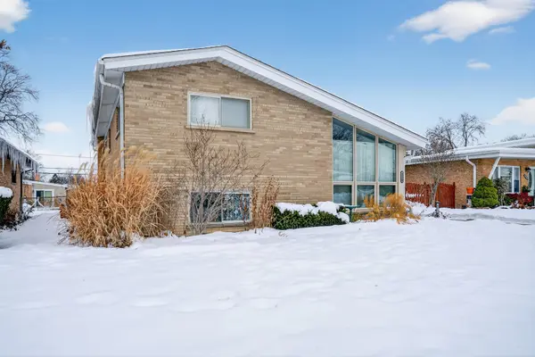 8516 W Normal AVE,  Niles,  IL 60714