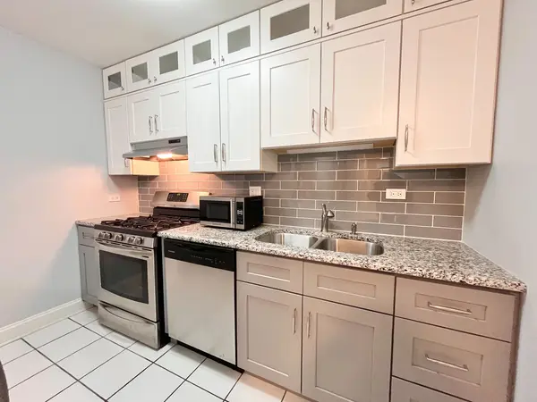 1501 E Churchill DR #105, Palatine, IL 60074
