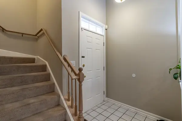 431 PINE LAKE CIR, Vernon Hills, IL 60061
