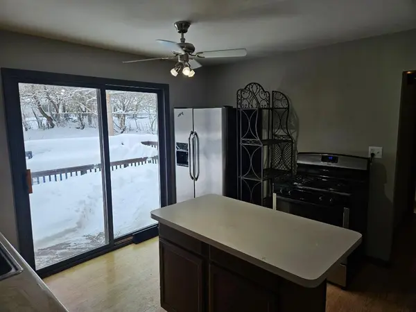 2503 N Freedom DR, Mchenry, IL 60050