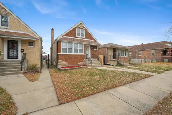8389 S Baltimore AVE, Chicago, IL 60617