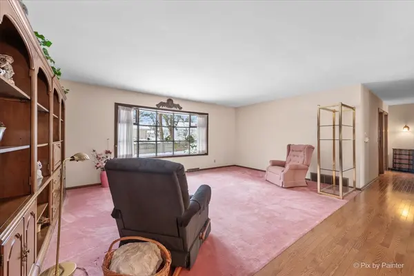 145 Sherwood DR, Cary, IL 60013