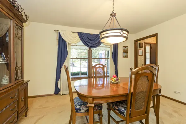 14417 Country Club LN, Orland Park, IL 60462