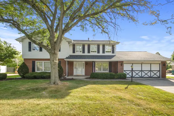 14417 Country Club LN,  Orland Park,  IL 60462