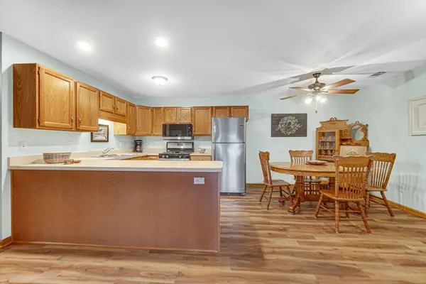 9320 Spring Creek DR #3, Highland, IN 46322