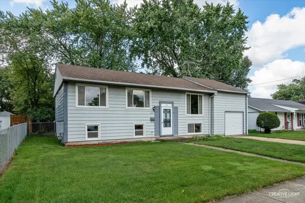 910 Southbridge DR, Aurora, IL 60506