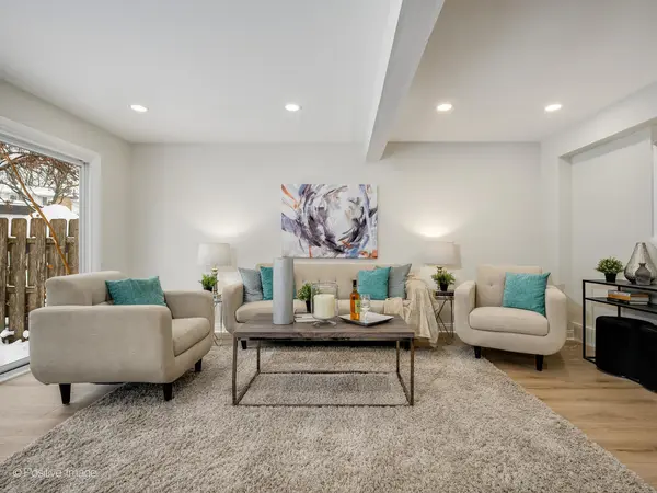 526 THOMAS RD, Bolingbrook, IL 60440