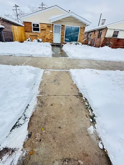 9508 S Green ST, Chicago, IL 60643