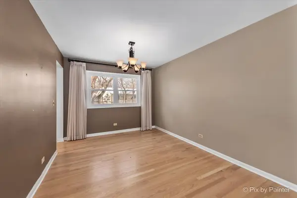 4452 Burgundy PL, Lisle, IL 60532