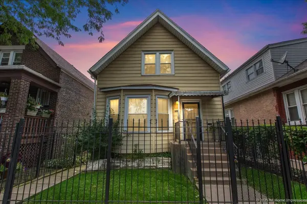 7532 S Saint Lawrence AVE, Chicago, IL 60619