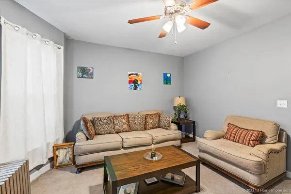 7532 S Saint Lawrence AVE, Chicago, IL 60619