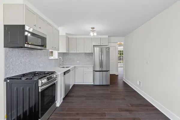 3011 N Oak Park AVE, Chicago, IL 60634