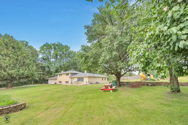 17348 Bluff RD, Lemont, IL 60439