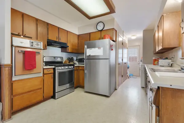 739 DELPHIA AVE, Elk Grove Village, IL 60007