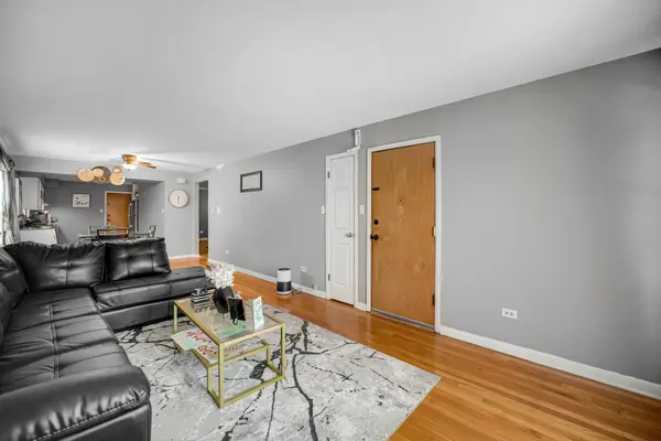 1929 High ST, Blue Island, IL 60406