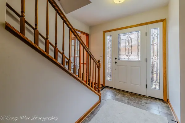 43W510 Tall Oaks TRL, Elburn, IL 60119