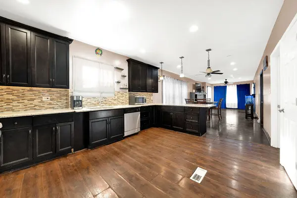 9335 S Loomis ST, Chicago, IL 60620