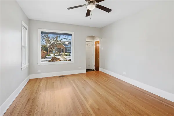 1821 N Mulligan AVE, Chicago, IL 60639