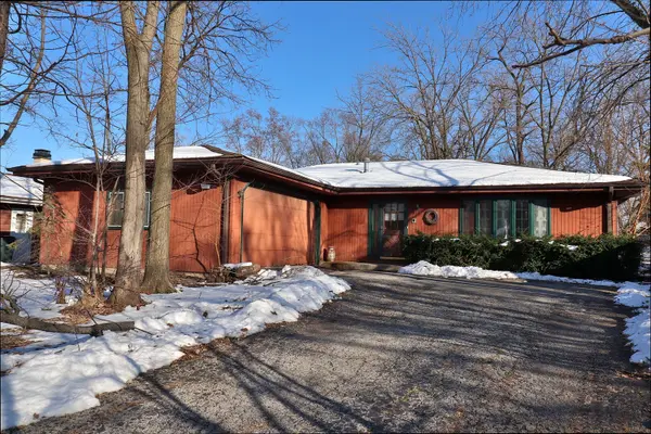 20023 Wolf RD, Mokena, IL 60448