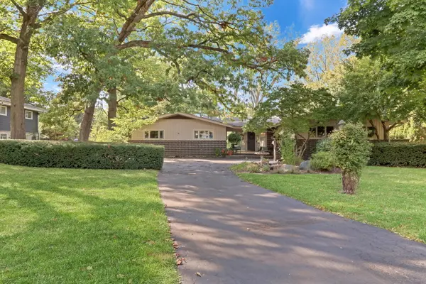 230 N Alleghany RD, Grayslake, IL 60030