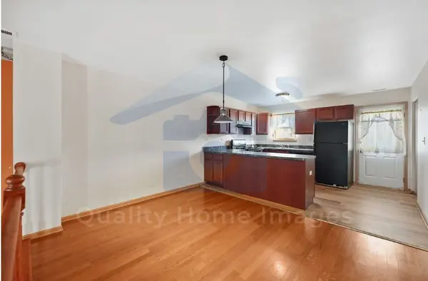 12517 Meadow LN #5, Blue Island, IL 60406