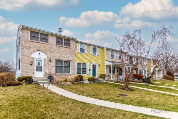 1026 Denham PL, Schaumburg, IL 60194