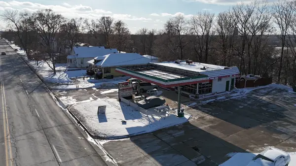 301 S State ST, Lockport, IL 60441
