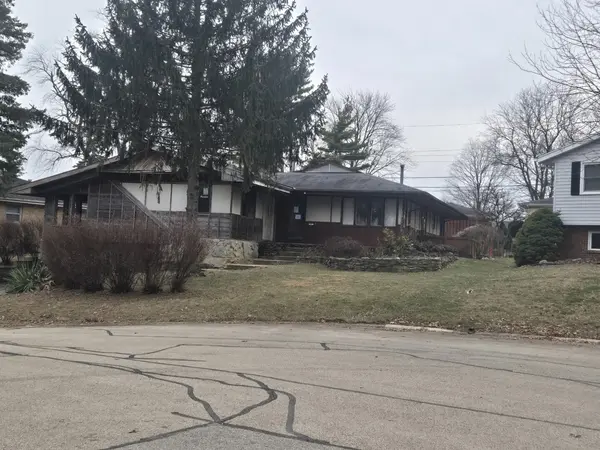 2 Walton PL,  Normal,  IL 61761