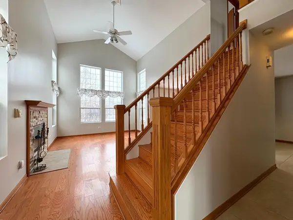 3804 Relstar CT, Naperville, IL 60564