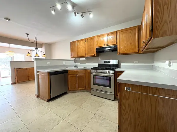 3804 Relstar CT, Naperville, IL 60564