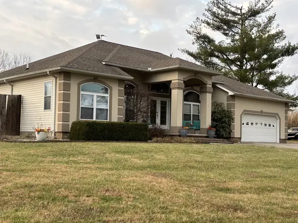 255 Twin Springs LOOP, Anna, IL 62906