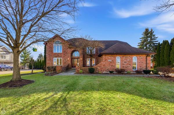 13725 Kit LN, Lemont, IL 60439