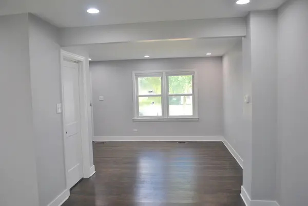 10052 S Green ST, Chicago, IL 60643